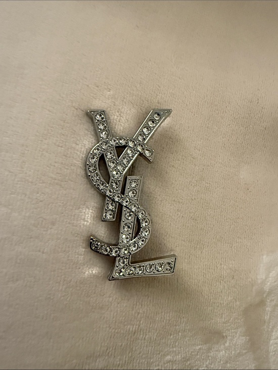 Fashion Jewelry Accessories - Women’s Brooches Silver with rhinestones